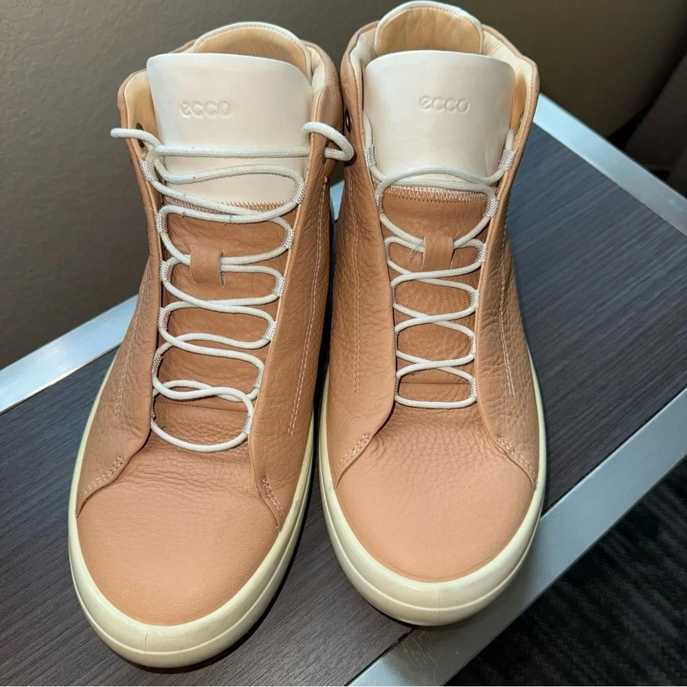 Ecco Women's Sneakers in Tan and White - Picture 3 of 15